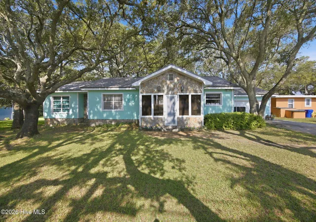 Photo 1 of Single family home for sale at 502 4th Street S, Carolina Beach, NC 28428 | MLS# 100597554 | Listing updated on 2026-09-14