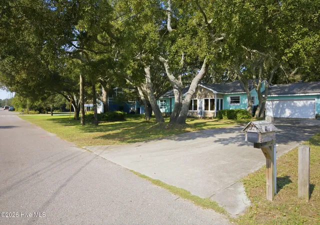Photo 4 of Single family home for sale at 502 4th Street S, Carolina Beach, NC 28428 | MLS# 100597554 | Listing updated on 2026-09-14
