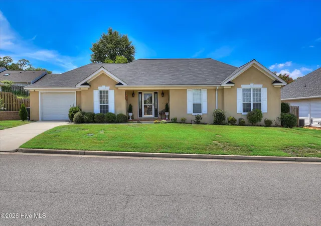 Photo 1 of Single family home for sale at 37 Hillwood Ct, North Augusta, SC 29841 | MLS# 100598203 | Listing updated on 2026-08-25