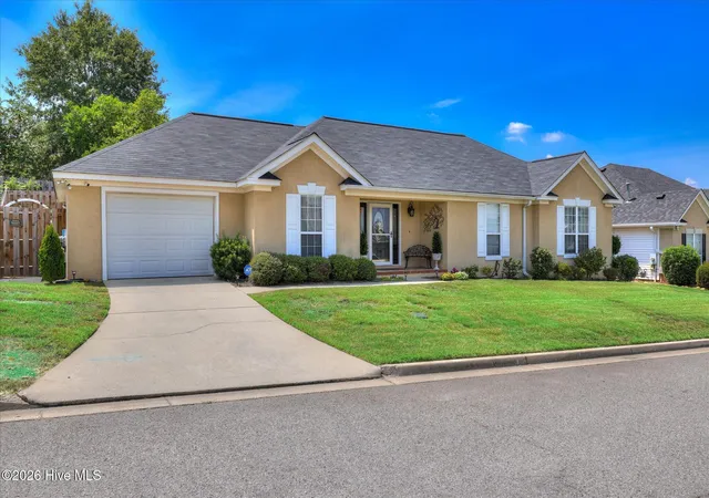 Photo 2 of Single family home for sale at 37 Hillwood Ct, North Augusta, SC 29841 | MLS# 100598203 | Listing updated on 2026-08-25