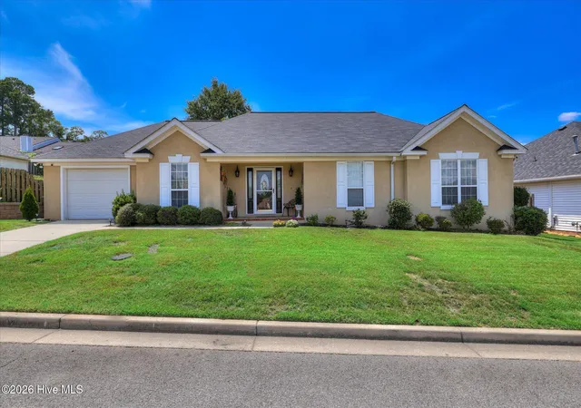 Photo 3 of Single family home for sale at 37 Hillwood Ct, North Augusta, SC 29841 | MLS# 100598203 | Listing updated on 2026-09-10