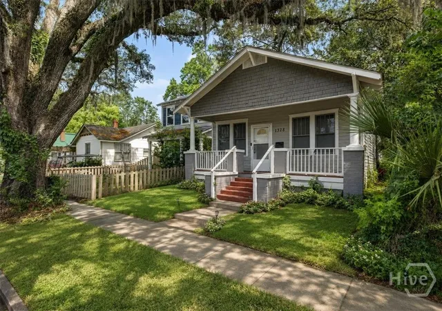 Photo 1 of Single family home for sale at 1328 E 40th Street, Savannah, GA 31404 | MLS# SA354161 | Listing updated on 2026-08-27