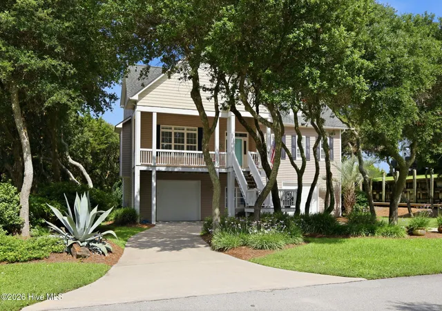 Photo 4 of Single family home for sale at 104 Talford Dr, Atlantic Beach, NC 28512 | MLS# 100578726 | Listing updated on 2026-09-17