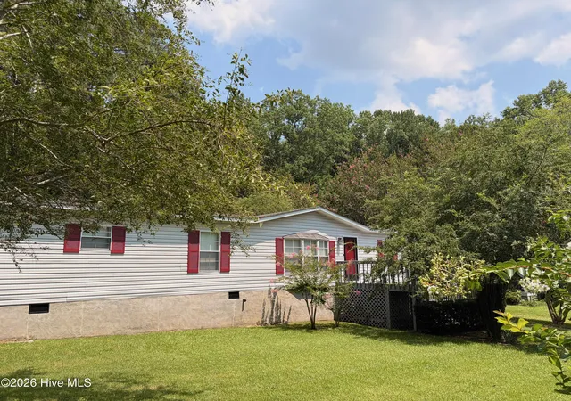 Photo 2 of Manufactured home for sale at 716 Pinecrest St, Carthage, NC 28327 | MLS# 100551099 | Listing updated on 2026-08-18