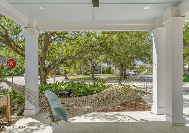 Photo 3 of Single family home for sale at 9 Island Dr, Wrightsville Beach, NC 28480 | MLS# 100591611 | Listing updated on 2026-09-04