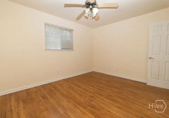 Listing Photo 2 - Condo for sale in building located at 195 Sycamore Dr, Athens, GA 30606