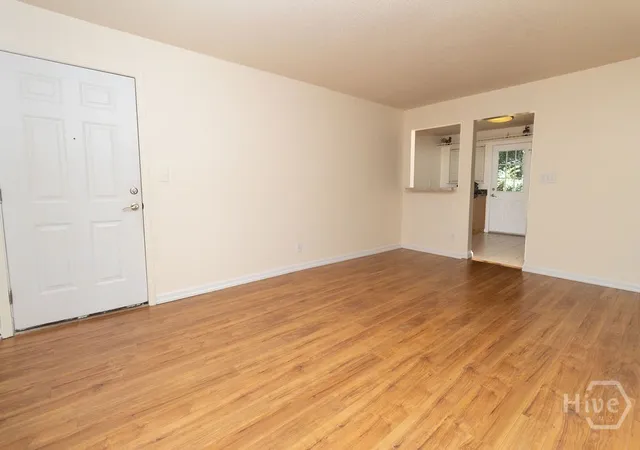 Photo 3 of Condo for sale at 195 Sycamore Dr, Athens, GA 30606 | MLS# CL363014 | Listing updated on 2026-10-07