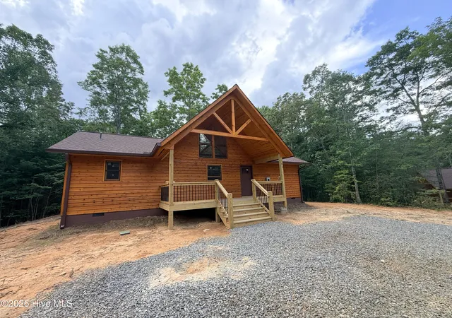 Single family home for sale at 182 Gray Grouse Trl, Murphy, NC 28906 | MLS# 98544244