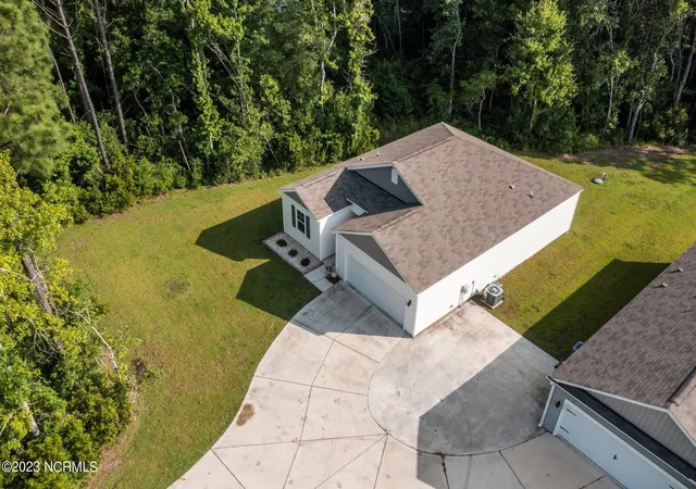 Photo 3 of Single family home for sale at 697 Morris Landing Rd, Holly Ridge, NC 28445 | MLS# 100597513 | Listing updated on 2026-08-21