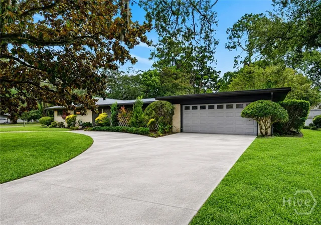Photo 2 of Single family home for sale at 4148 Amsterdam Cir, Savannah, GA 31405 | MLS# SA361910 | Listing updated on 2026-08-23