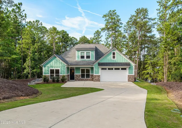 Photo 1 of Single family home for sale at 208 Stafford Pl, Mc Cormick, SC 29835 | MLS# 100595963 | Listing updated on 2026-09-04