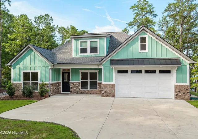 Photo 3 of Single family home for sale at 208 Stafford Pl, Mc Cormick, SC 29835 | MLS# 100595963 | Listing updated on 2026-09-04