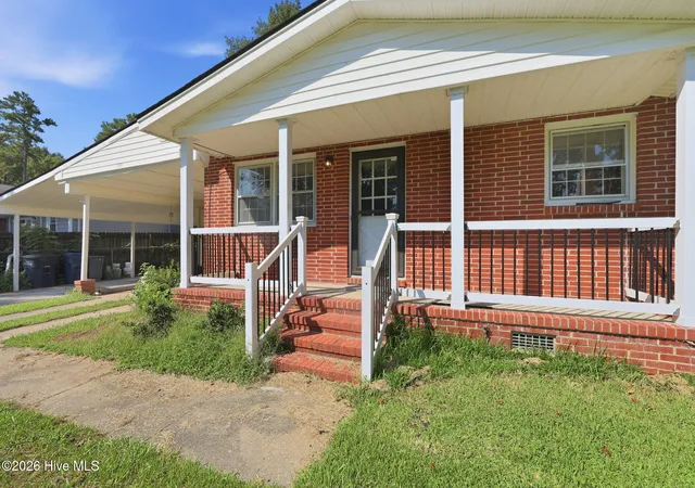 Photo 3 of Single family home for sale at 103 Arthur Ct, Jacksonville, NC 28546 | MLS# 100597920 | Listing updated on 2026-10-04