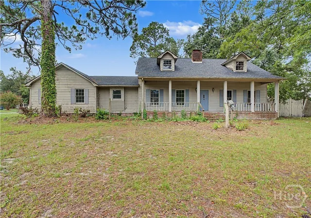 Photo 1 of Single family home for sale at 307 Glynn St, Jesup, GA 31545 | MLS# SA361022 | Listing updated on 2026-08-23