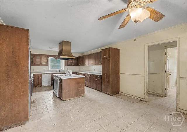 Photo 3 of Single family home for sale at 307 Glynn St, Jesup, GA 31545 | MLS# SA361022 | Listing updated on 2026-08-23