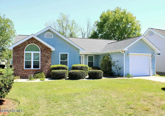 Photo 4 of Single family home for sale at 457 Hampton St, Calabash, NC 28467 | MLS# 100568727 | Listing updated on 2026-08-27