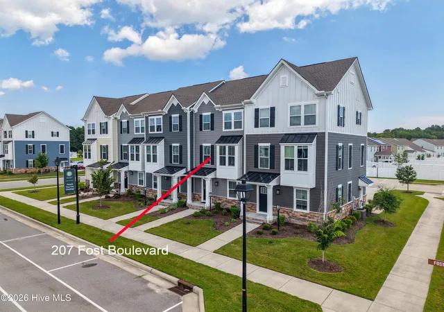 Townhouse for sale at 207 Fost Blvd, Moyock, NC 27958 | MLS# 100599496