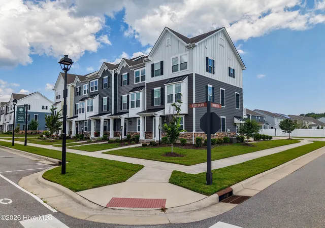 Photo 4 of Townhouse for sale at 207 Fost Blvd, Moyock, NC 27958 | MLS# 100599496 | Listing updated on 2026-09-16