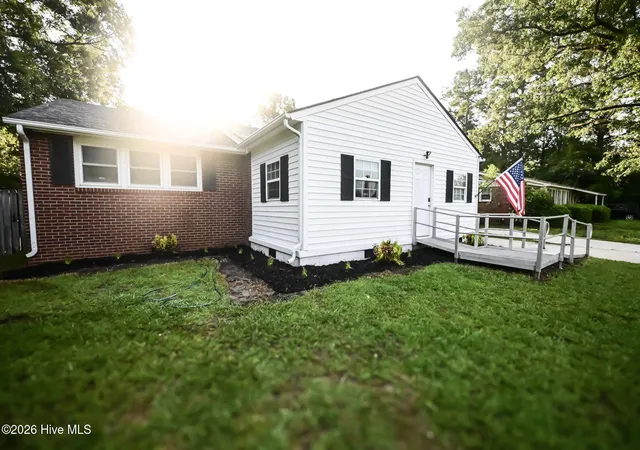 Photo 3 of Single family home for sale at 704 Henderson Dr, Jacksonville, NC 28540 | MLS# 100597886 | Listing updated on 2026-10-17