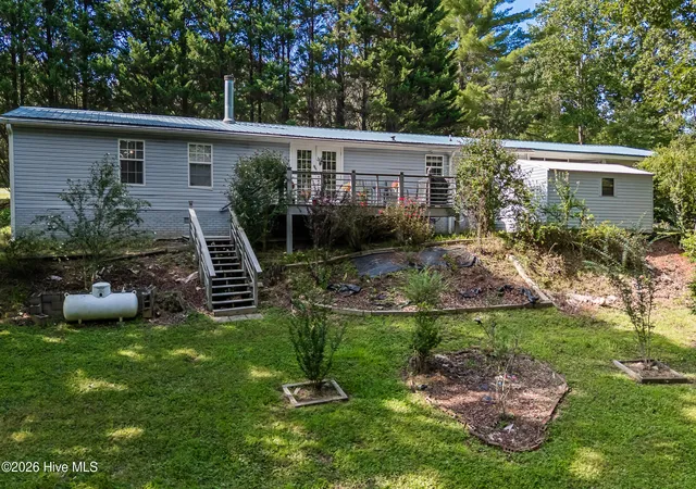 Photo 2 of Manufactured home for sale at 7 Racine Dr, Murphy, NC 28906 | MLS# 100595683 | Listing updated on 2026-09-16