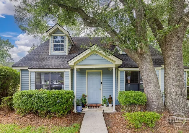 Photo 1 of Single family home for sale at 7 Bitterroot Ln, Savannah, GA 31419 | MLS# SA361812 | Listing updated on 2026-10-09