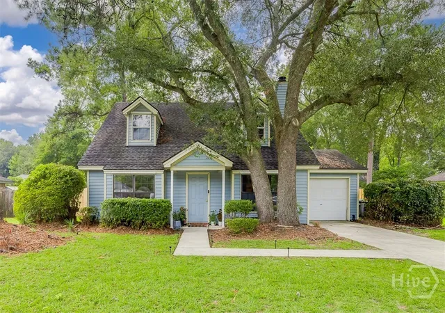 Photo 3 of Single family home for sale at 7 Bitterroot Ln, Savannah, GA 31419 | MLS# SA361812 | Listing updated on 2026-10-09