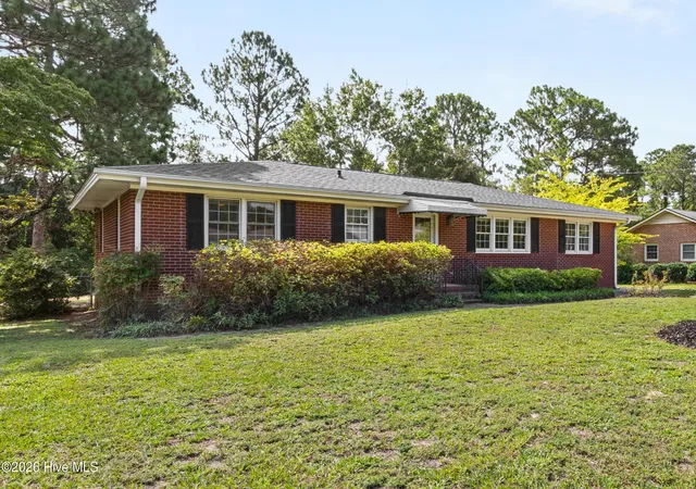Photo 2 of Single family home for sale at 306 Shamrock Dr, Wilmington, NC 28409 | MLS# 100595597 | Listing updated on 2026-09-18