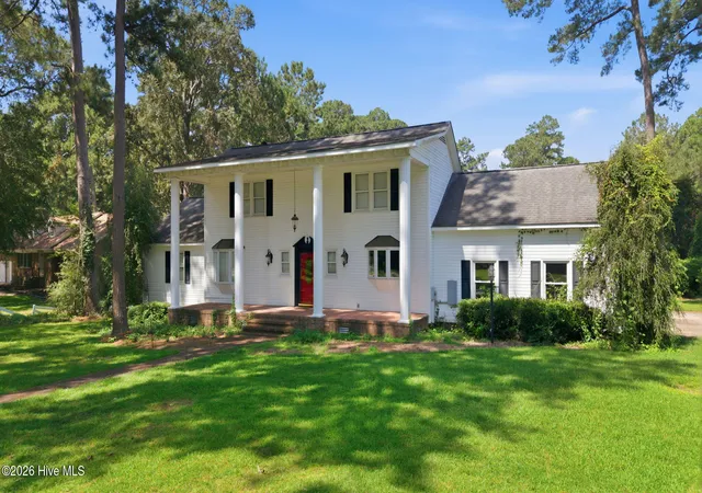 Photo 1 of Single family home for sale at 114 N Reed Dr, Washington, NC 27889 | MLS# 100597449 | Listing updated on 2026-08-21