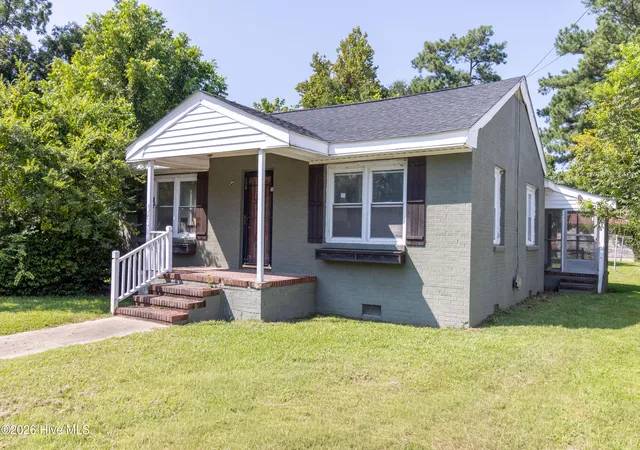 Photo 1 of Single family home for sale at 113 E Carteret St, Edenton, NC 27932 | MLS# 100597167 | Listing updated on 2026-09-11