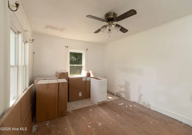 Photo 3 of Single family home for sale at 113 E Carteret St, Edenton, NC 27932 | MLS# 100597167 | Listing updated on 2026-09-11