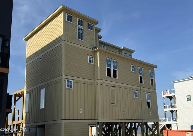 Photo 4 of Single family home for sale at 4215 W Beach Dr, Oak Island, NC 28465 | MLS# 100584930 | Listing updated on 2026-08-22