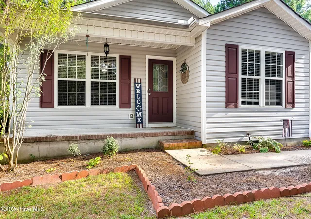 Photo 2 of Single family home for sale at 515 Holly Grove School Rd, West End, NC 27376 | MLS# 100598337 | Listing updated on 2026-09-01