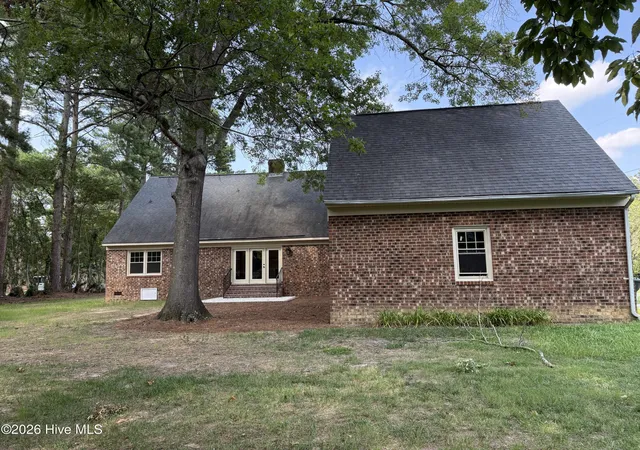 Photo 3 of Single family home for sale at 2207 Greenwich Ln Nw, Wilson, NC 27896 | MLS# 100595924 | Listing updated on 2026-08-26