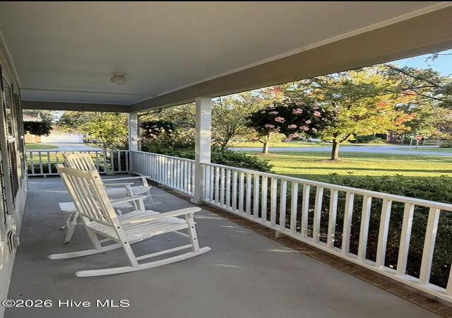 Photo 3 of Single family home for sale at 202 Meadows Ln, Newport, NC 28570 | MLS# 100597052 | Listing updated on 2026-09-01