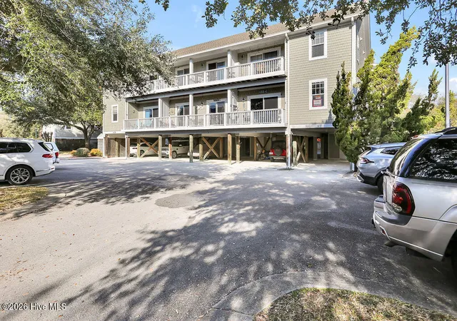 Photo 3 of Condo for sale at 608 W Brown St #Apt F, Southport, NC 28461 | MLS# 100599105 | Listing updated on 2026-08-26