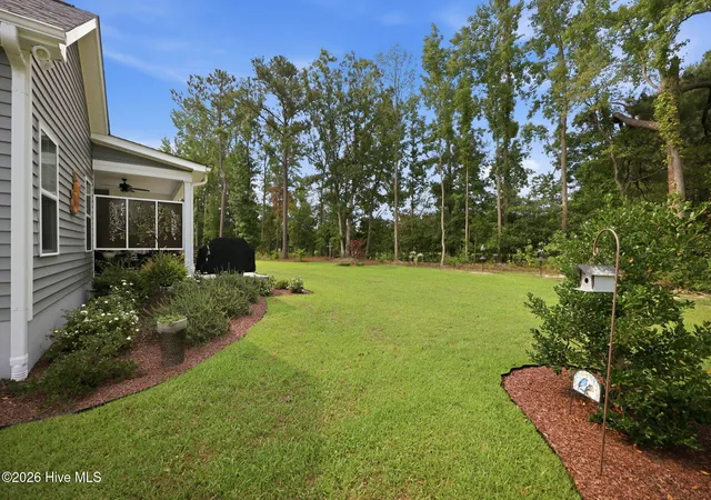 Photo 4 of Single family home for sale at 2200 Three Oaks Dr, Greenville, NC 27858 | MLS# 100589777 | Listing updated on 2026-08-19