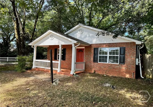 Photo 2 of Single family home for sale at 2206 S Lumpkin St, Athens, GA 30606 | MLS# CL363323 | Listing updated on 2026-08-27