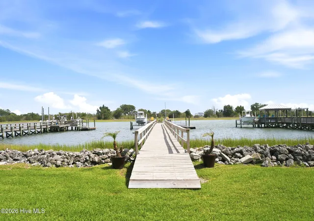 Photo 4 of Single family home for sale at 1921 Oak Harbour Dr SW, Ocean Isle Beach, NC 28469 | MLS# 100591284 | Listing updated on 2026-10-06