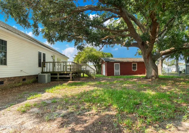 Photo 3 of Single family home for sale at 119 Dixon Dr, Newport, NC 28570 | MLS# 100591441 | Listing updated on 2026-09-08