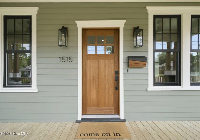 Photo 3 of Single family home for sale at 1515 Ann St, Wilmington, NC 28401 | MLS# 100590770 | Listing updated on 2026-09-06