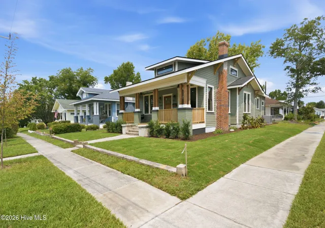 Photo 3 of Single family home for sale at 1515 Ann St, Wilmington, NC 28401 | MLS# 100590770 | Listing updated on 2026-09-06