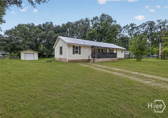Photo 1 of Manufactured home for sale at 140 Bridal Way, Bloomingdale, GA 31302 | MLS# SA360559 | Listing updated on 2026-09-12