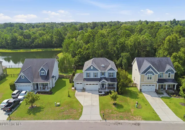 Photo 3 of Single family home for sale at 404 Canvasback Ln, Sneads Ferry, NC 28460 | MLS# 100591641 | Listing updated on 2026-09-21