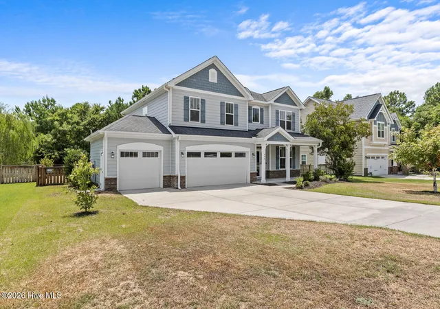 Photo 3 of Single family home for sale at 404 Canvasback Ln, Sneads Ferry, NC 28460 | MLS# 100591641 | Listing updated on 2026-09-21