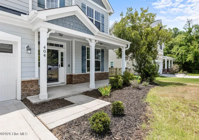 Photo 4 of Single family home for sale at 404 Canvasback Ln, Sneads Ferry, NC 28460 | MLS# 100591641 | Listing updated on 2026-09-21