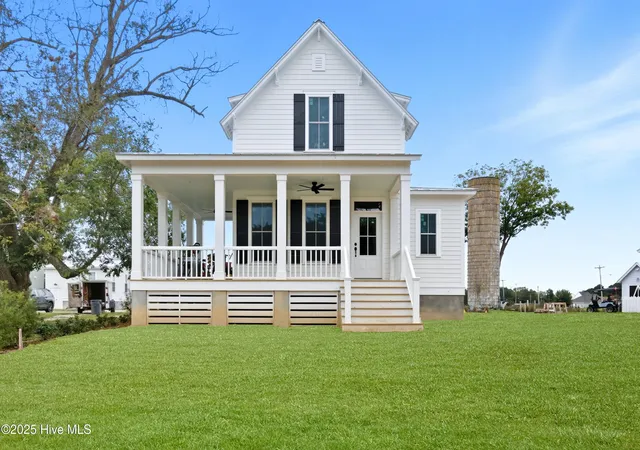 Photo 1 of Single family home for sale at 111 Stonewall Ln, Edenton, NC 27932 | MLS# 100536549 | Listing updated on 2026-08-18