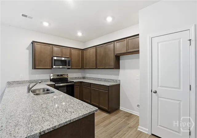Photo 2 of Single family home for sale at 522 Outpost Way, Statesboro, GA 30461 | MLS# SA360321 | Listing updated on 2026-09-21