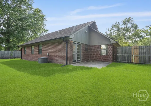 Photo 18 of Single family home for sale at 807 Hidden Holw Cir, Hinesville, GA 31313 | MLS# SA362560 | Listing updated on 2026-09-01