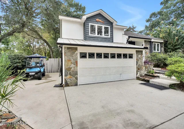 Photo 2 of Single family home for sale at 2002 Petes Camp Dr, Southport, NC 28461 | MLS# 100597965 | Listing updated on 2026-09-06