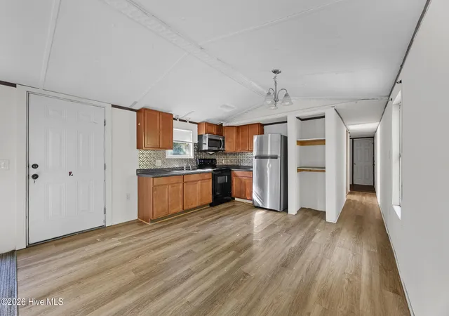 Photo 4 of Manufactured home for sale at 281 Holly Dr, Southport, NC 28461 | MLS# 100598305 | Listing updated on 2026-08-22